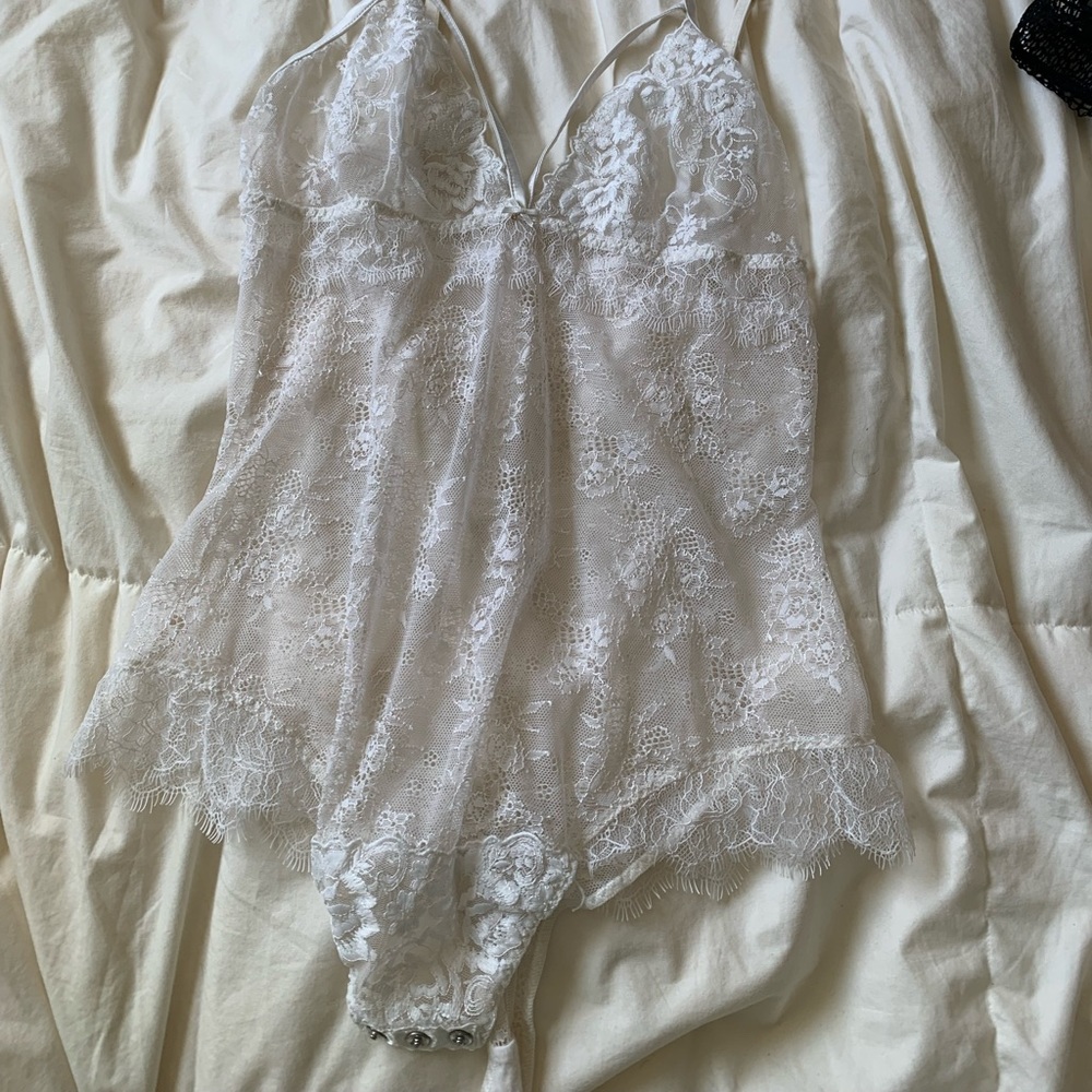 White Intimissimi Lingerie